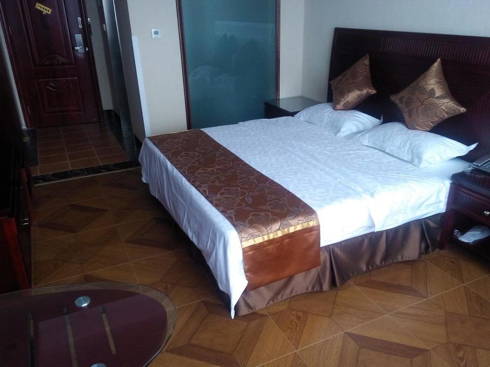 Fengyu Business Hotel Чэнду Экстерьер фото